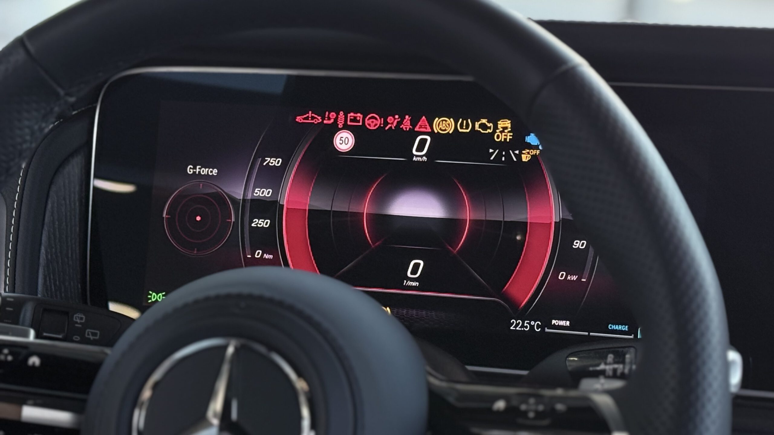 Kleine Schäden am Auto: Was du wirklich selbst machen kannst – und wann du besser in die Werkstatt solltest